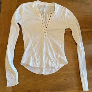 Free People white waffle long sleeve shirt size XS